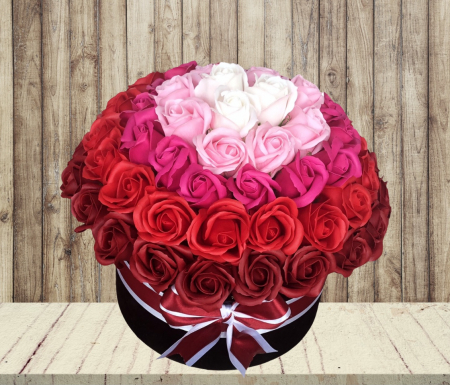 Aranjament floral personalizabil, Eventissimi, Cutie cadou, 63 Trandafiri, Multicolor [2]