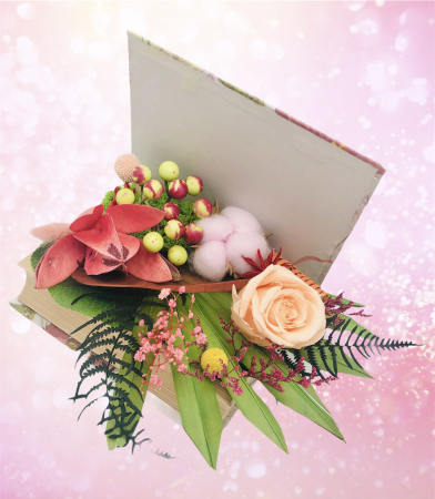 Aranjament floral personalizabil, Eventissimi, cutie cadou, carte, trandafir criogenat, licheni si plante uscate multicolor [2]