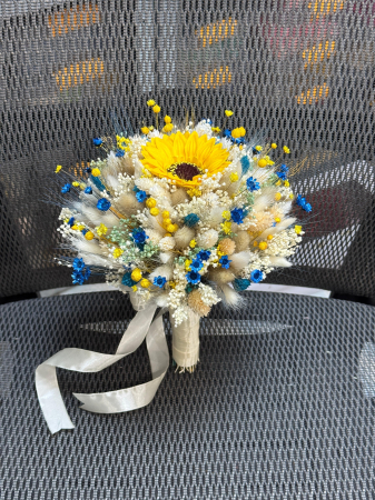 Buchet cu floarea soarelui , personalizabil, ideal pentru nuntă traditionala sau cadou [1]