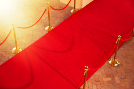Covoare festive - Inchiriere Covor Rosu pentru Evenimente Private si Corporate (5-20m)