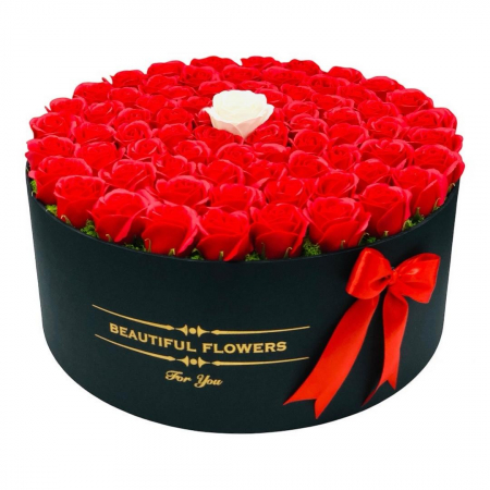 Aranjamente cu flori din foita de sapun - Cutie Elegantă cu 76 Trandafiri Roșii și Alb – Cadoul Perfect pentru Momente Speciale