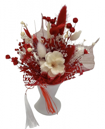 Marturii - Marturie / Martisor tip magnet de frigider cu floare de cires si plante naturale uscate - Rosu / Alb