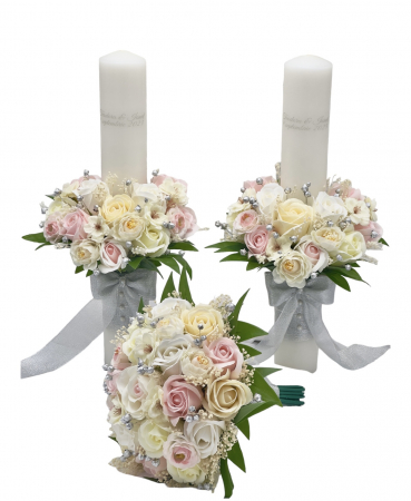 Lumanari cu flori de sapun - Set buchet si lumanari cu trandafiri si flori de cires din foita parfumata de sapun si plante naturale uscate - Alb / Roz / Crem