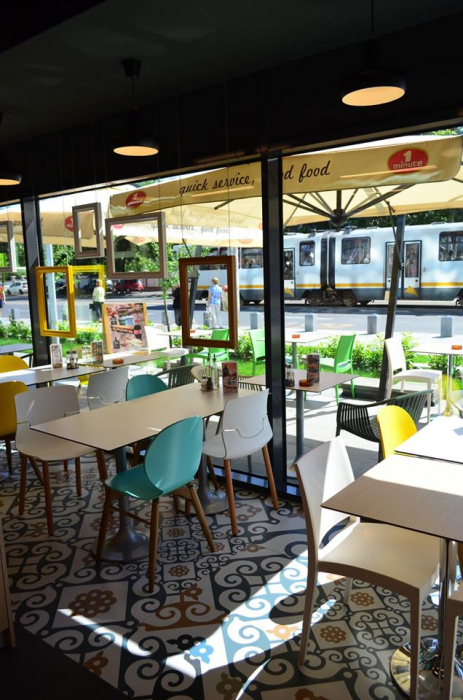 1 Minute - AFI Park, Bucuresti (2015) [7]