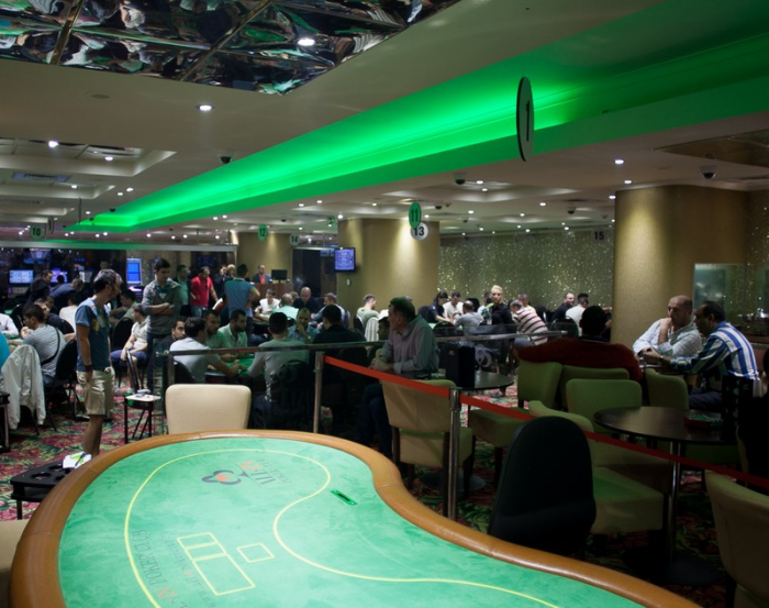 All-in Poker Club -  Bdul Magheru, Bucuresti (2013) [7]
