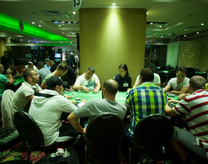 All-in Poker Club -  Bdul Magheru, Bucuresti (2013) [9]