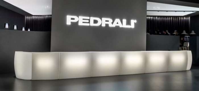 Bar modular luminos pentru exterior din polietilena IGLOO [16]