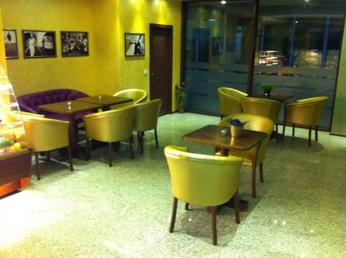Bistro Chic Cafe - Adjud, VR (2012) [4]