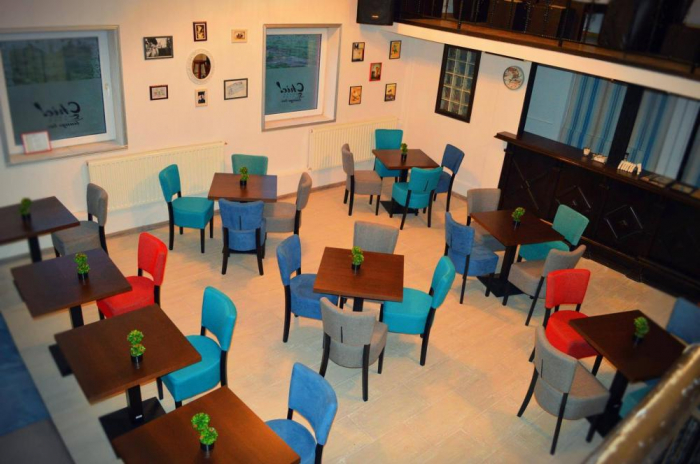 Cafenea Chic Cafe - Moldova Noua, CS (2016) [4]