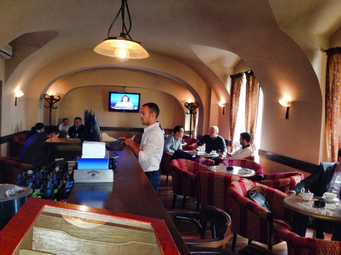 Cafenea Friends - Timisoara (2013) [2]