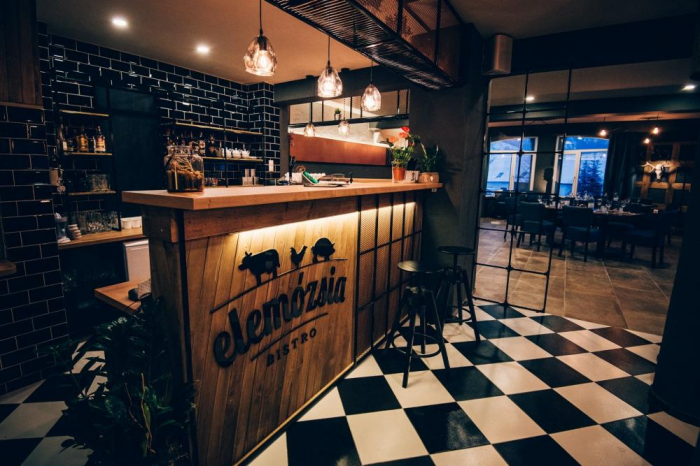 Elemozsia Bistro & Pension - Odorheiu Secuiesc, HR (2017) [5]