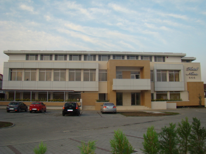 Hotel Nova (terasa Cantup) - Targoviste, DB (2010) [5]