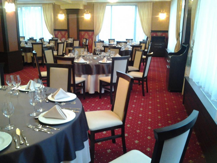 Hotel Stejarii - Dumbrava Noua, BV (2011) [5]