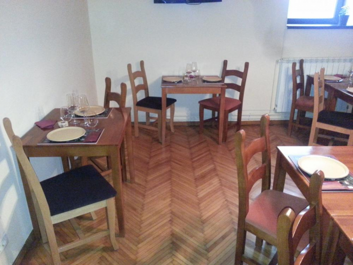 La Porcu Rasfatat - Rosetti, Bucuresti (2013) [4]