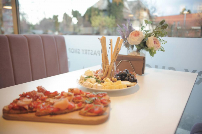 Lavender Cafe & Wine Bar - Brasov, BV (2016) [5]
