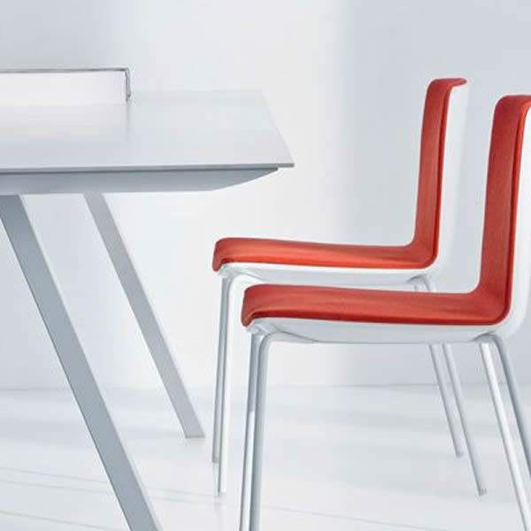 Masa fixa cadru aluminiu extrudat cu blat HPL compact cu management al cablurilor ARKI_TABLE [3]