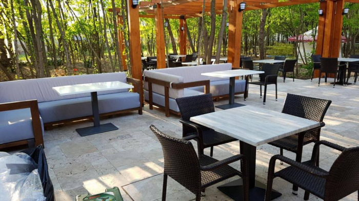 Meadows Restaurant & Events - Sos Bucuresti - Ploiesti DN1, Bucuresti (2017) [9]