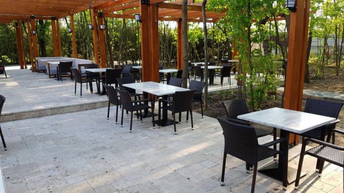 Meadows Restaurant & Events - Sos Bucuresti - Ploiesti DN1, Bucuresti (2017) [4]