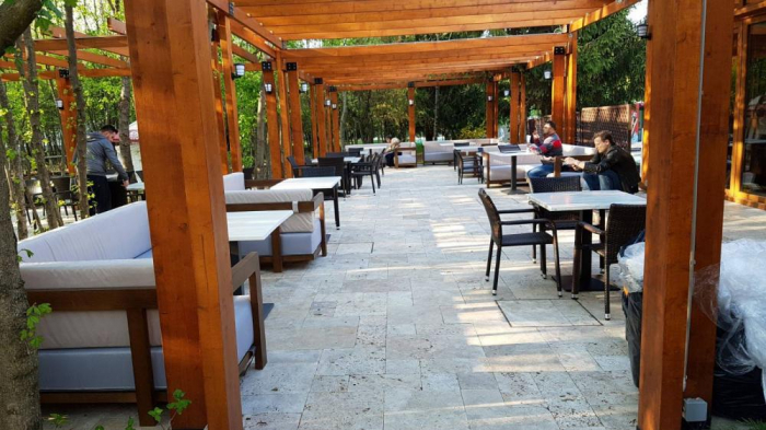 Meadows Restaurant & Events - Sos Bucuresti - Ploiesti DN1, Bucuresti (2017) [10]