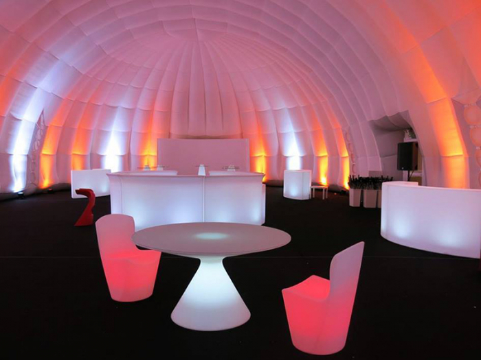Masa de dining luminoasa pentru restaurant realizata din plastic - ED [6]