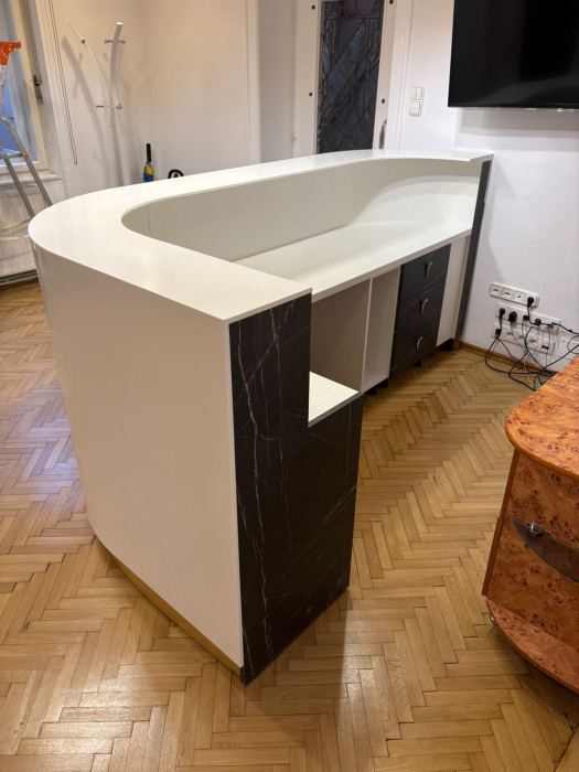 Receptie pentru salon, coafor, clinica sau magazin - CRATE [4]