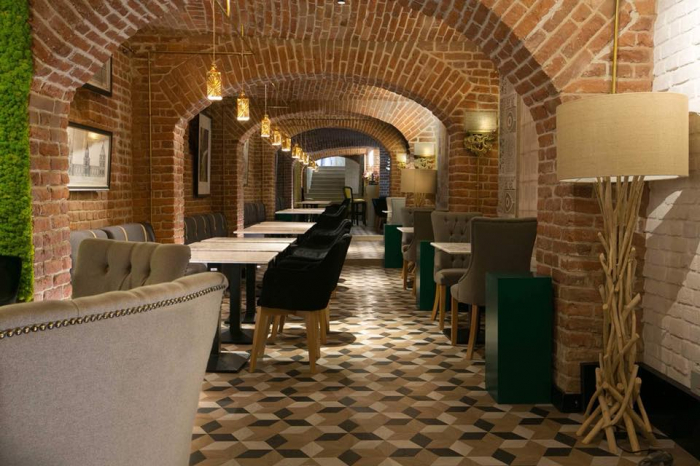 Restaurant La Papanu - Craiova, DJ (2018) [29]