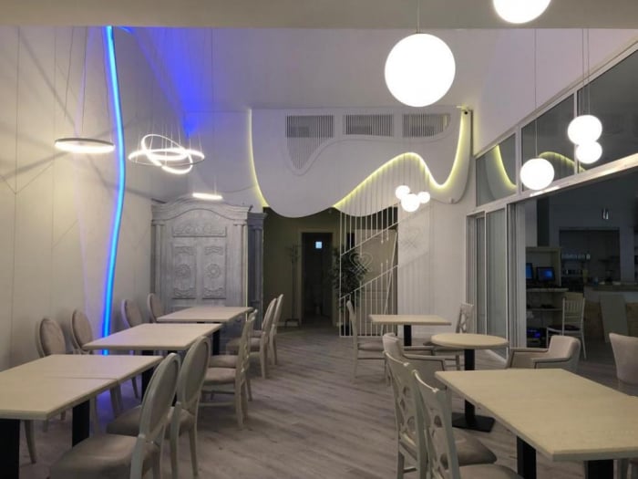 Restaurantul Casa Alba - Adjud, VR (2019) [9]