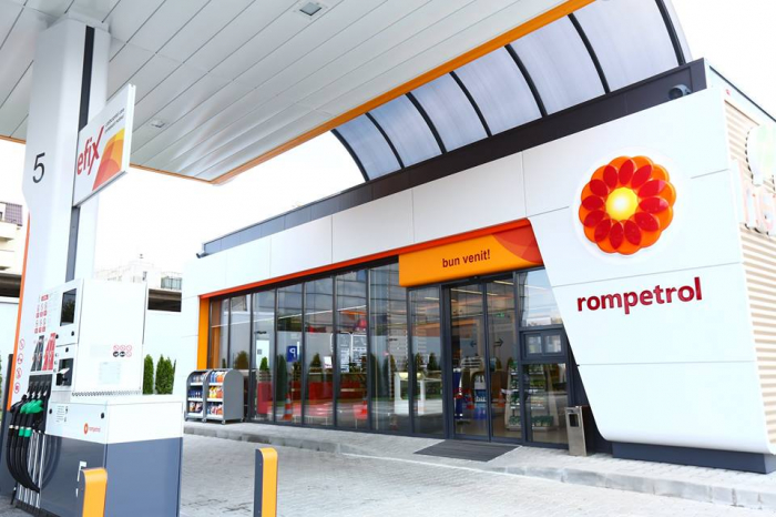 Rompetrol - Canapele si mese benzinarii - Romania (2015-2016-2017) [7]