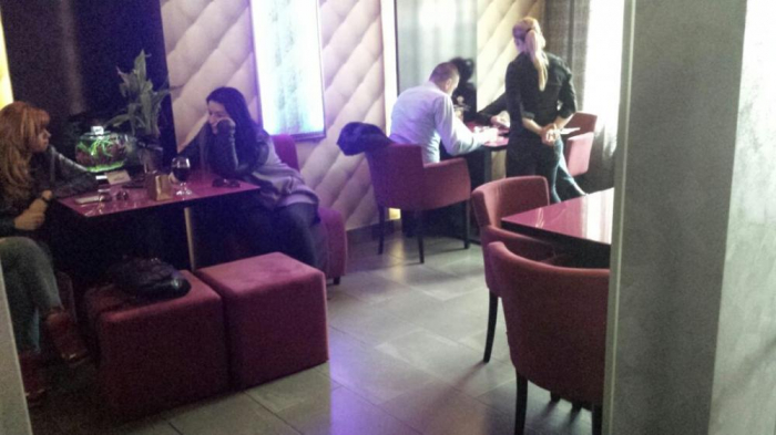 Sara Cafe  - Pitesti,  AG (2015) [13]