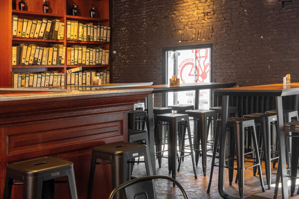 Scaun de bar din metal stivuibil in stil industrial TOLIX STOOL STYLE [3]