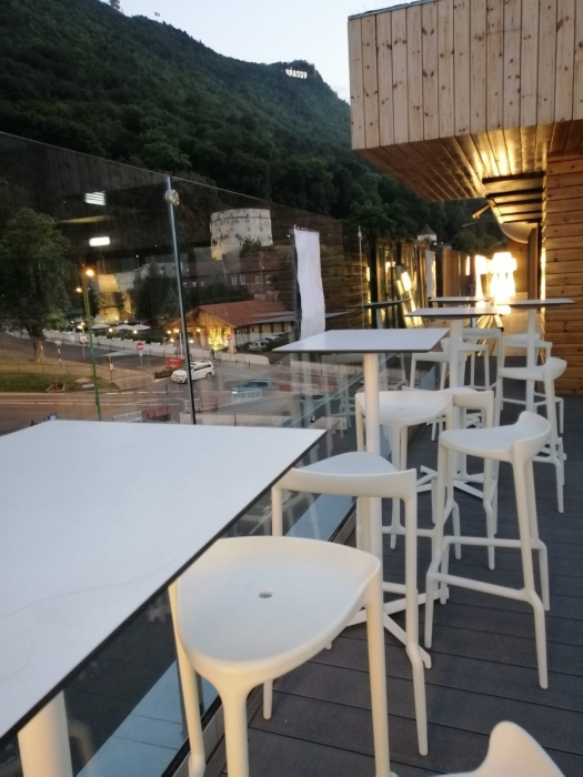 Scaune inalte de bar HAPPY 490 [2]