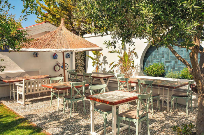 Scaun din plastic pentru nunta si evenimente - CAPRI [5]