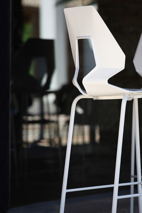 Scaun de bar cu spatar inalt si design futurist - PRODIGE 77 [5]