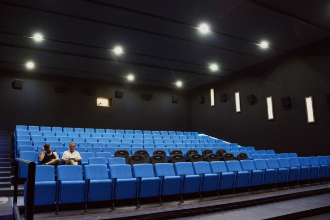 Scaune auditorium custom made pentru sala de spectacole sau de cinema KINO [2]