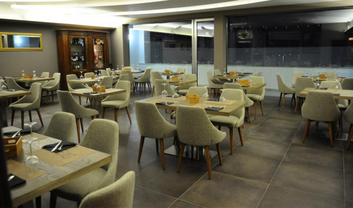 Scaune moderne restaurant cafenea tapitate KONTEA 590 [5]