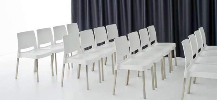 Scaun fast food cu scoica din plastic si cadrul din aluminiu - JOI 870 [9]