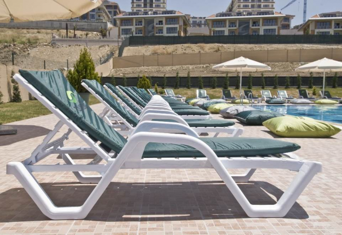 Sezlong plaja / piscina plastic polipropilena MARIS cu roti ascunse [4]