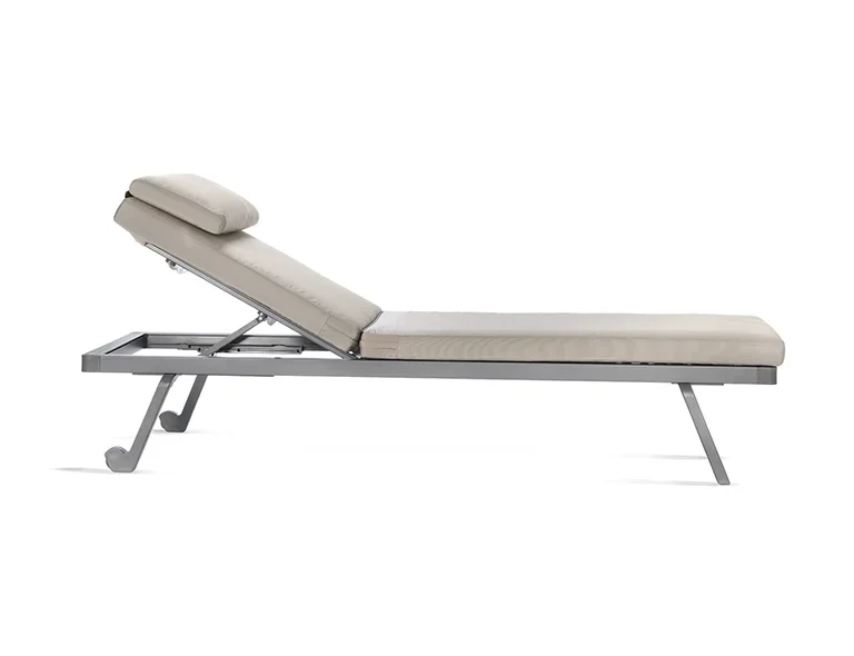 Sezlong premium cu perna inclusa pentru HoReCa - ETESIAN [1]