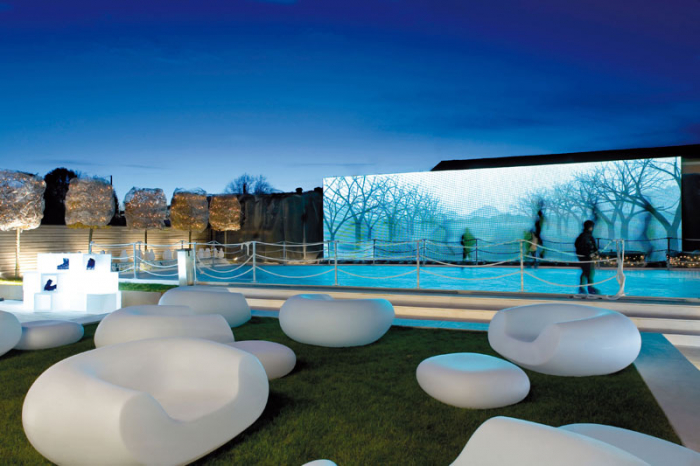 Taburete lounge din plastic pentru piscina sau terasa - CHUBBY LOW [3]