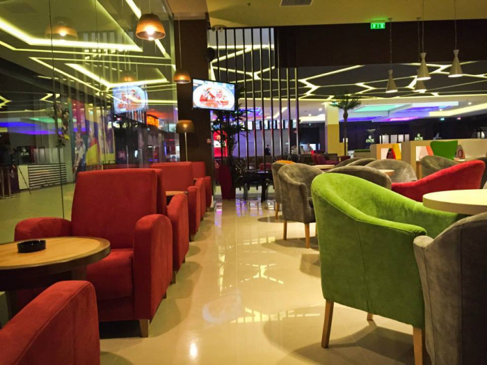 Zvon Cafe - Shopping City, Tg. Jiu, GJ (2014) [8]