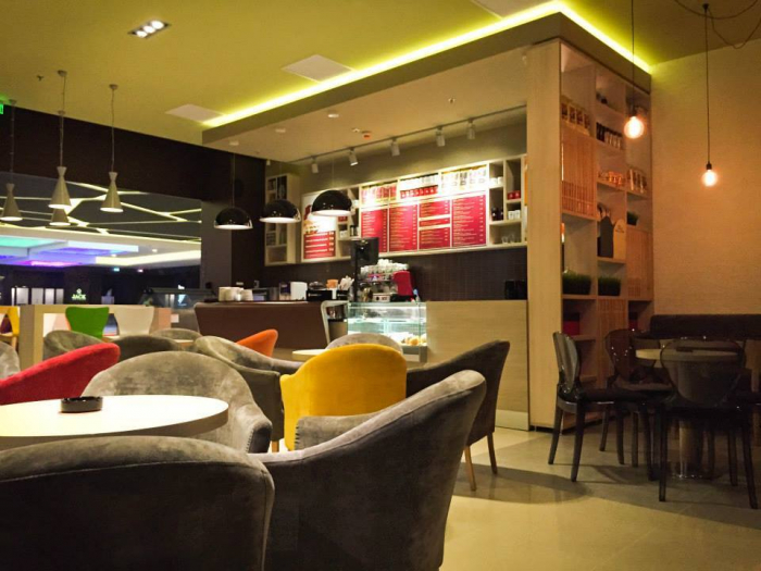 Zvon Cafe - Shopping City, Tg. Jiu, GJ (2014) [15]