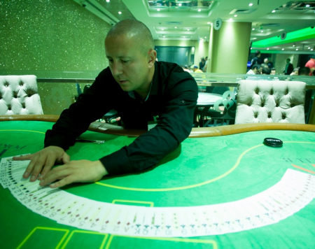 All-in Poker Club -  Bdul Magheru, Bucuresti (2013) [10]