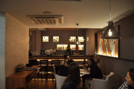 Burger Pub - Ramnicu Valcea, VL (2015) [3]