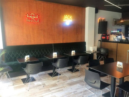 Canapea cu nasturi si spatar inalt pentru HoReCa - KHERAI [3]