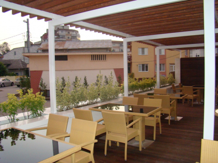 PORTOFOLIU - Hotel Nova (terasa Cantup) - Targoviste, DB (2010)
