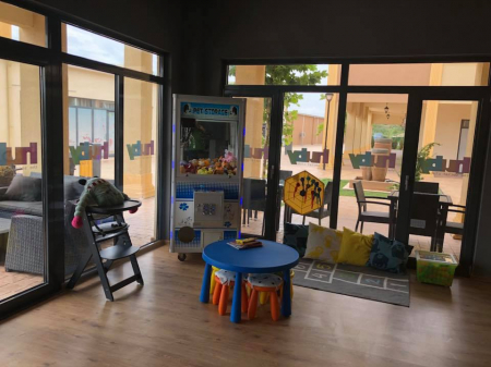 Huby "The Social Club” - Stefanestii de Jos, IF (2019) [11]