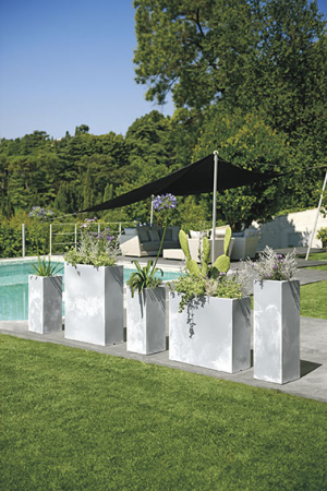 Jardiniera de terasa multicolora din plastic - KUBE TOWER [9]