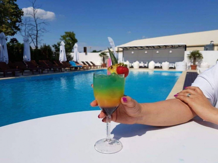 Kundalini Pool Bar & Lounge - Lacul Tei, Bucuresti (2017) [9]