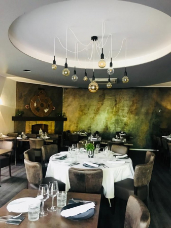 PORTOFOLIU - Locomotore Ristorante - Reggio Emilia, Italia (2019)