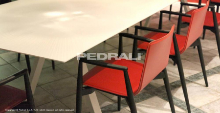 Masa fixa cadru aluminiu extrudat cu blat HPL compact cu management al cablurilor ARKI_TABLE [6]